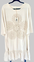 Easel Bohemian Crochet Medallion Tunic – Ivory Cream