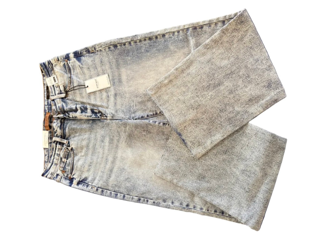 Judy blue high rise light mineral wash raw he wide leg jeans 15/32