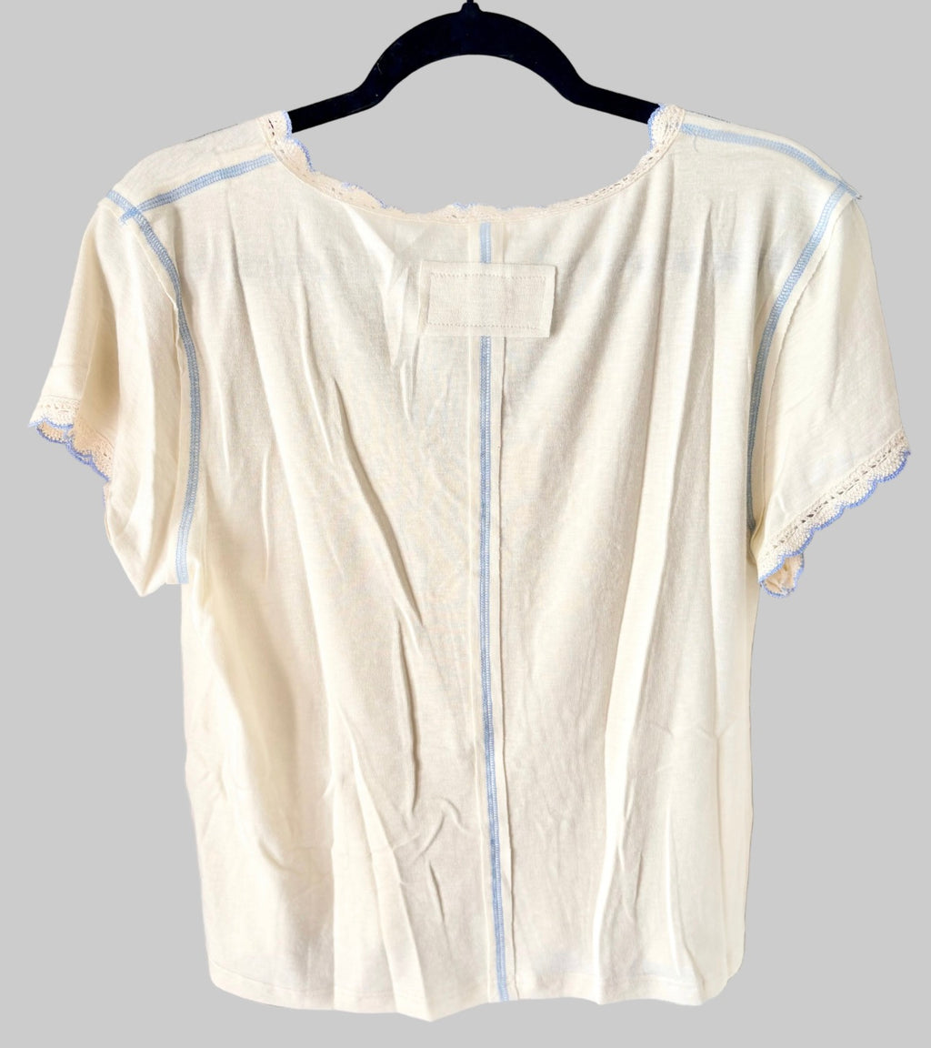 POL Boho Crochet Lace V-Neck Top – Cream with Blue Scalloped Trim